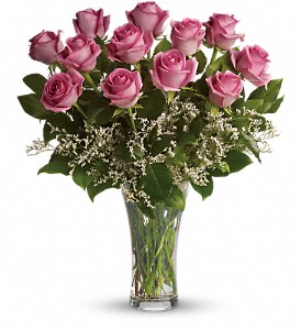 Make Me Blush - Dozen Long Stemmed Pink Roses in Preston MD, The Garden Basket