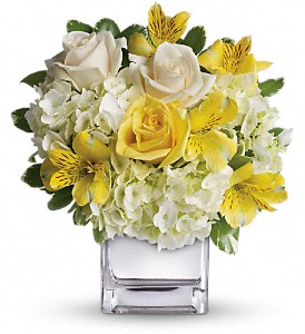 Teleflora's Sweetest Sunrise Bouquet in Preston MD, The Garden Basket