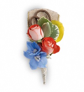 Barefoot Blooms Boutonniere in Preston MD, The Garden Basket